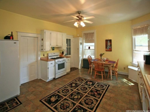 207 E 200 N, Nephi, UT 84648 — photo 6