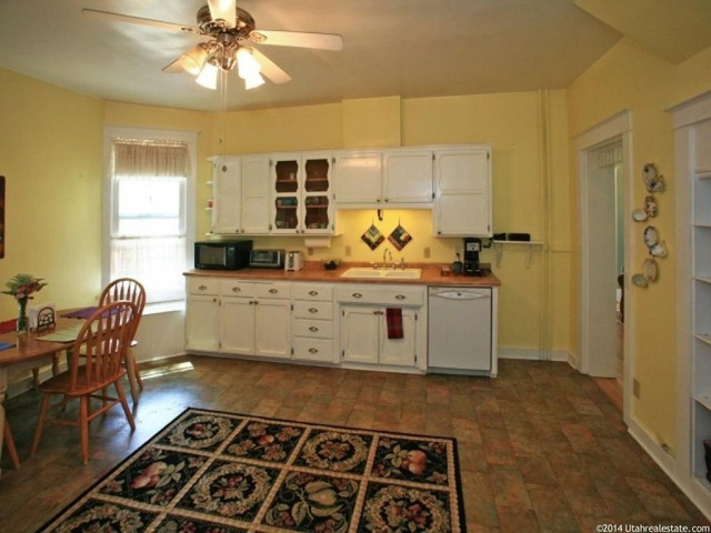 207 E 200 N, Nephi, UT 84648 — photo 7