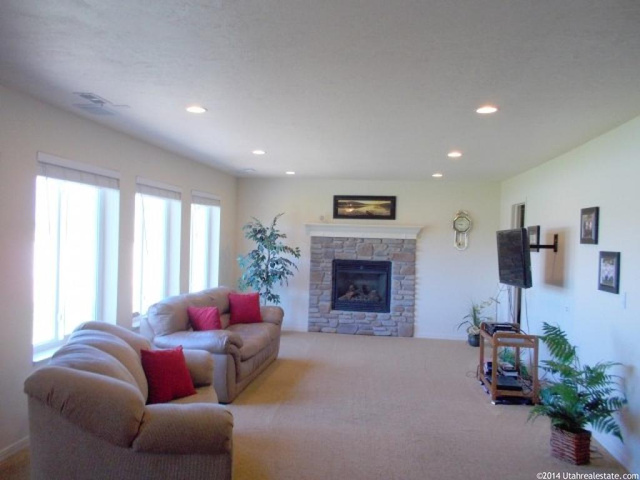 1395 W Henry's Pt, Logan, UT 84321 — photo 3
