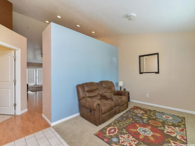 5095 S 2800 W, Roy, UT 84067 — photo 4