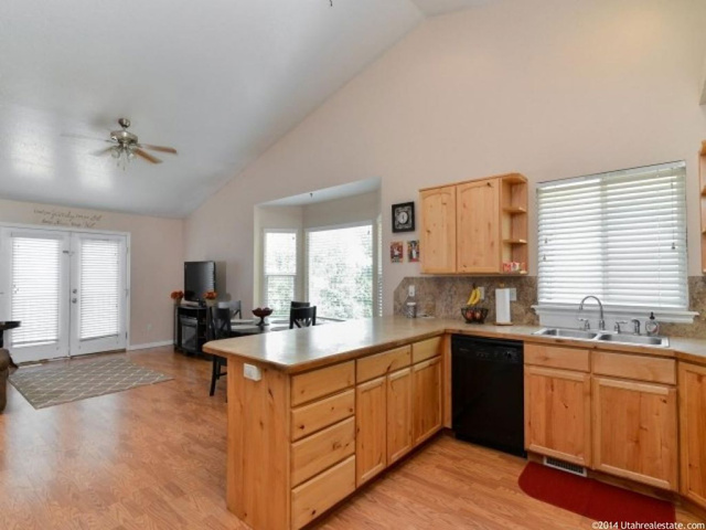 5095 S 2800 W, Roy, UT 84067 — photo 5