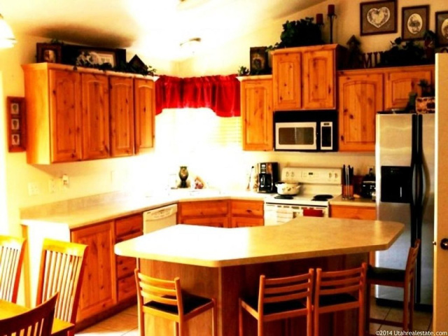 672 S 600 E, Layton, UT 84041 — photo 5