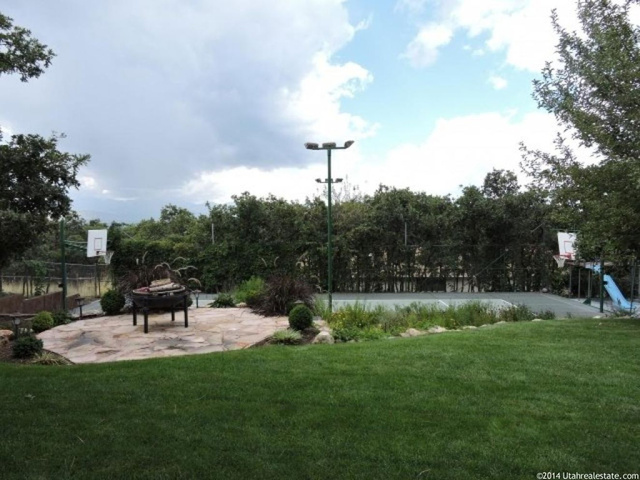 2 Circle Oaks, Sandy, UT 84092 — photo 9