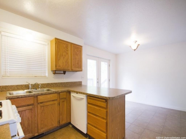 6670 S 475 E, South Weber, UT 84405 — photo 9
