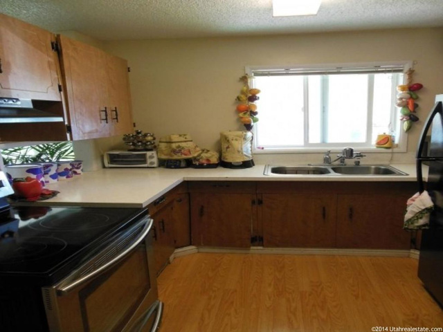 4457 S 300 E, Washington Terrace, UT 84405 — photo 5