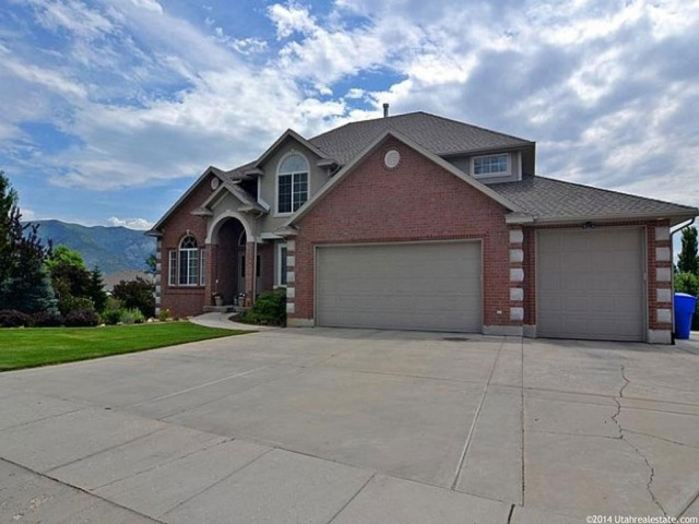 131 W 4100 N, Pleasant View, UT 84414 — photo 2