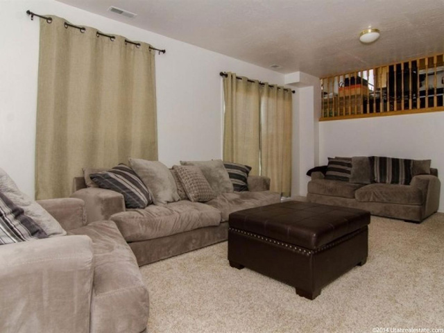 5422 S Midland Dr, Roy, UT 84067 — photo 9