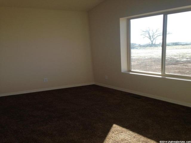 520 E 1565 S, Roosevelt, UT 84066 — photo 11