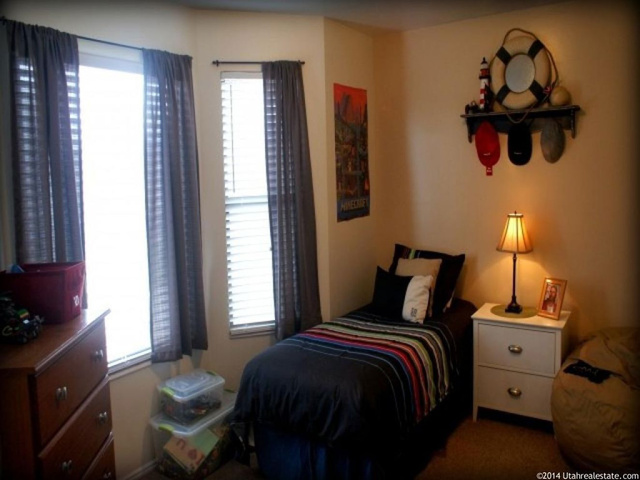 444 W 75 N, Clearfield, UT 84015 — photo 8
