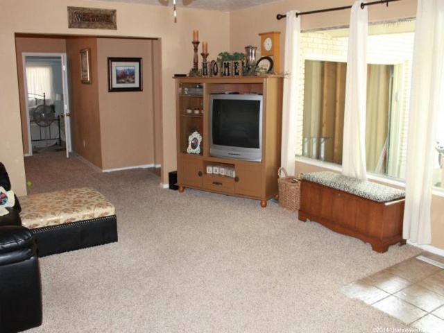 317 E 300 N #B, Logan, UT 84321 — photo 7