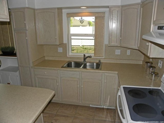 813 Stone Creek Dr, River Heights, UT 84321 — photo 5