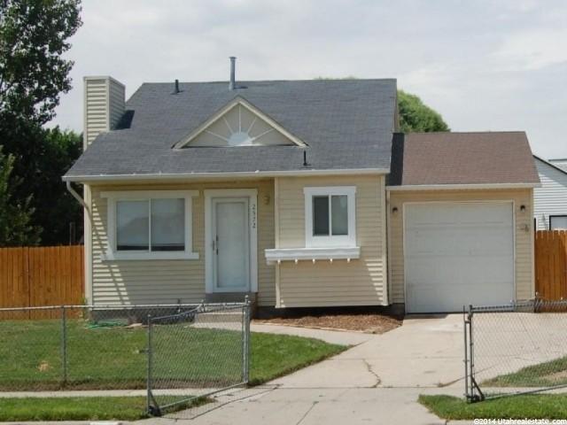 2572 S Twain Dr W, Magna, UT 84044