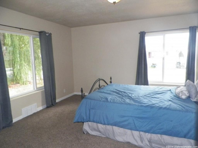 2072 N 250 W, Sunset, UT 84015 — photo 10