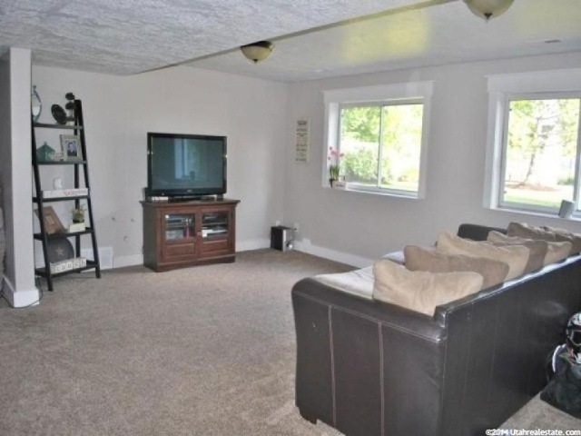 1044 W 350 S, Logan, UT 84321 — photo 6
