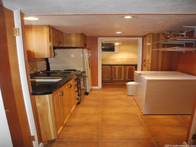 656 N 300 E, Logan, UT 84321 — photo 10