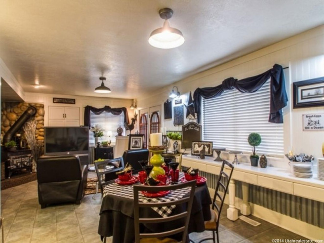 335 E 830 S, Farmington, UT 84025 — photo 9