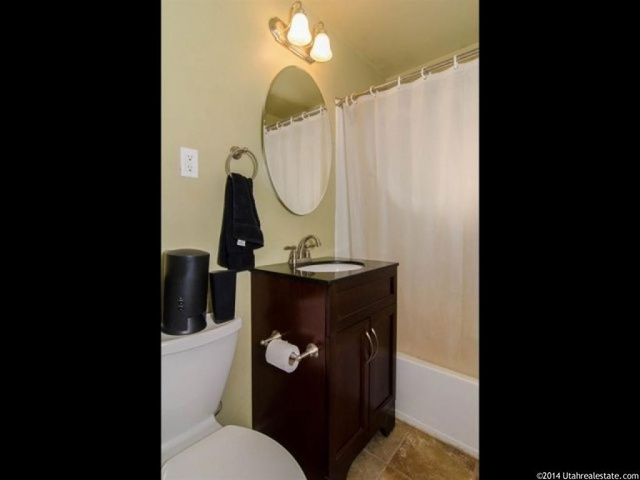 541 E Maple Dr, Clearfield, UT 84015 — photo 12