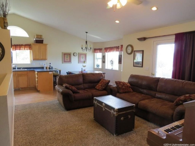 115 N 250 E, Millville, UT 84326 — photo 4