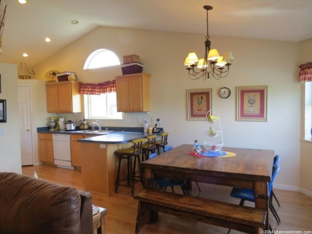 115 N 250 E, Millville, UT 84326 — photo 9