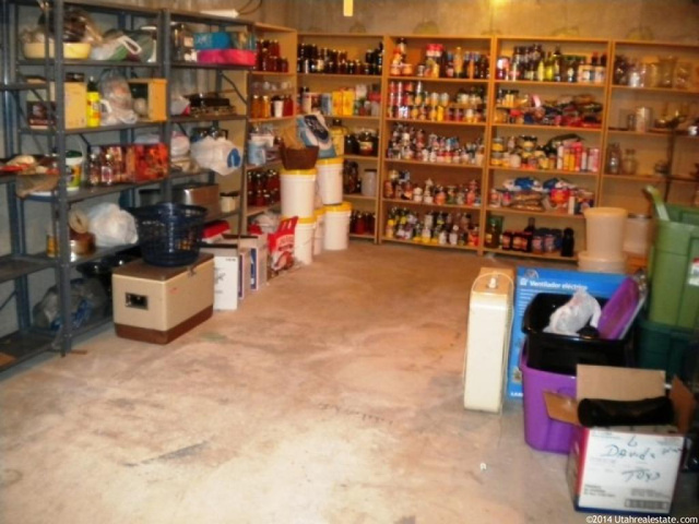 5641 S 850 E, South Ogden, UT 84405 — photo 9