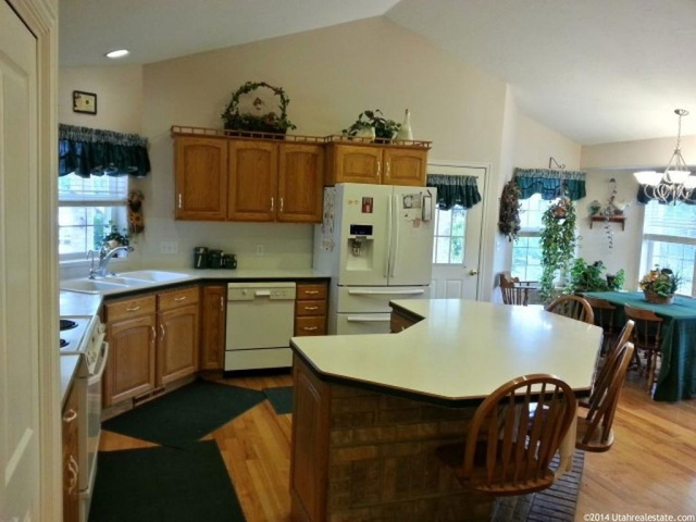 357 N 800 E, Nephi, UT 84648 — photo 9