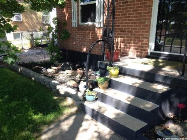 163 Ross Dr, Clearfield, UT 84015 — photo 3