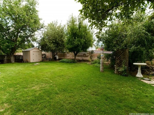 147 S 900 E, Layton, UT 84040 — photo 3