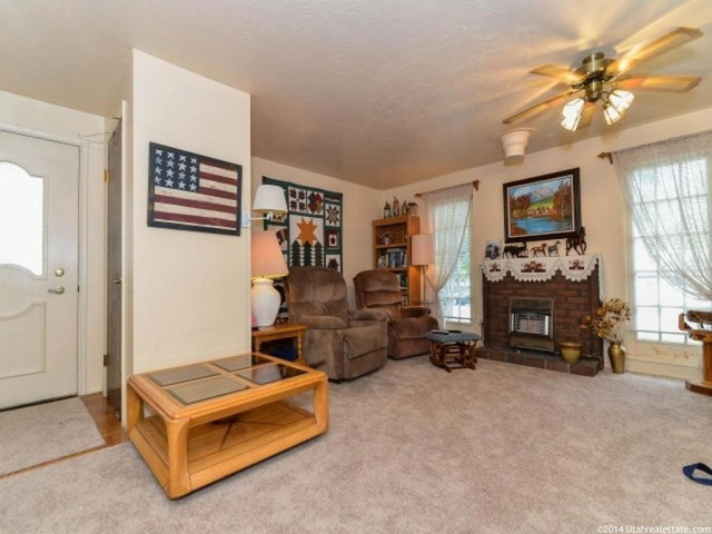 147 S 900 E, Layton, UT 84040 — photo 5