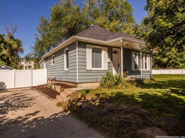 1090 E Sullivan Rd S, Ogden, UT 84403 — photo 3