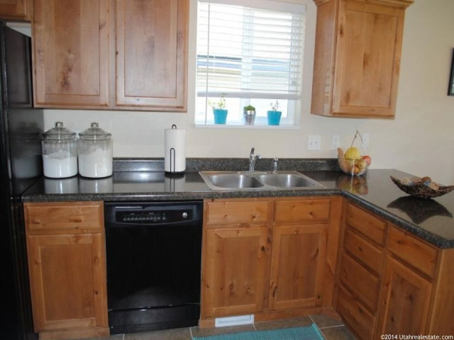 8317 W Alpha Dr, Magna, UT 84044 — photo 5