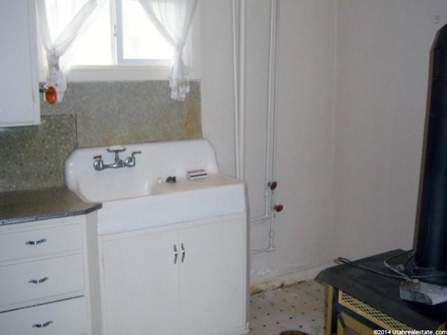 318 W 200 N, Bicknell, UT 84715 — photo 11