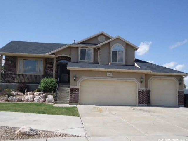 3940 Formby Dr, Syracuse, UT 84075 — photo 2