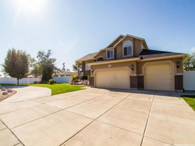 3940 Formby Dr, Syracuse, UT 84075 — photo 3