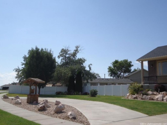 3940 Formby Dr, Syracuse, UT 84075 — photo 5