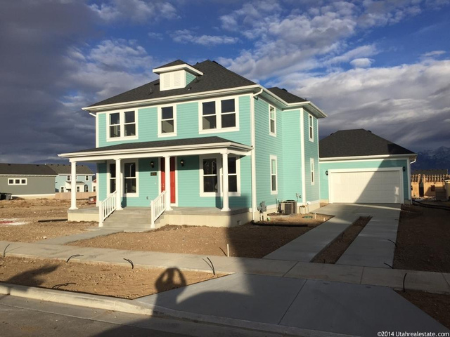 10293 S Salmon Dr W, South Jordan, UT 84095