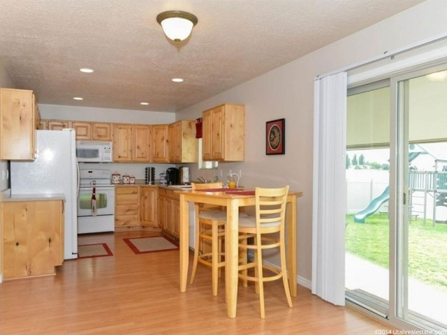 815 W 25 N, Clearfield, UT 84015 — photo 6