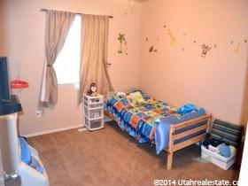 1464 N 2475 W, Clinton, UT 84015 — photo 9