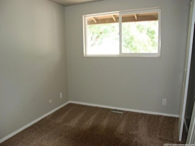 486 E Lockwood Dr, Ogden, UT 84404 — photo 10