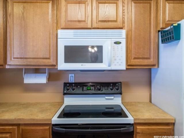 2989 E 1070 N, Layton, UT 84040 — photo 9
