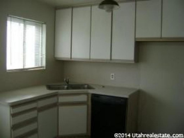 911 E Harrop S, Ogden, UT 84404 — photo 2
