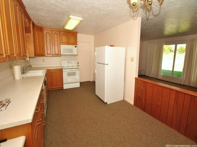 10876 S 1700 E, Sandy, UT 84092 — photo 7