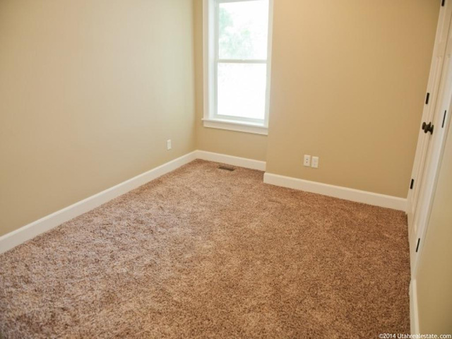 125 W 400 N, Logan, UT 84321 — photo 12
