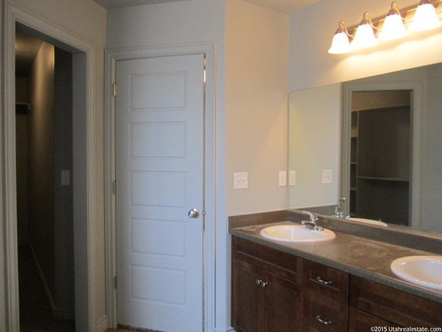 1884 S 35 E #12, Vernal, UT 84078 — photo 11