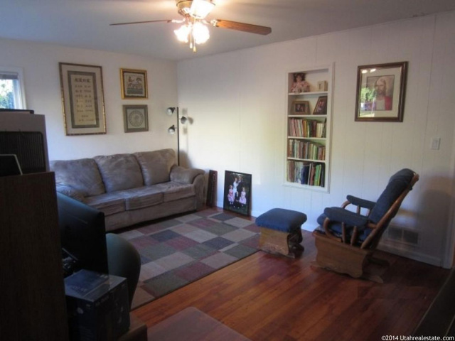 185 Crockett Ave, Logan, UT 84321 — photo 3