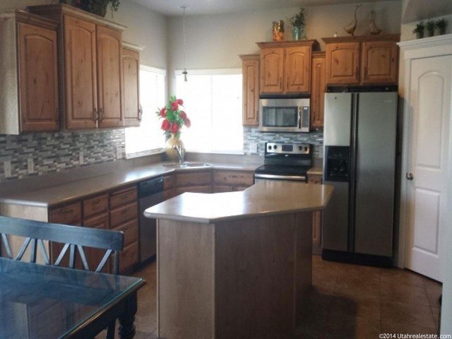 2154 S 225 E, Kaysville, UT 84037 — photo 3