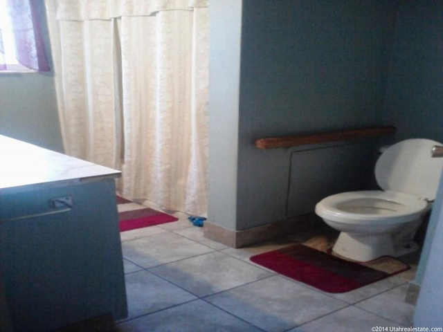 4856 S 2575 W, Roy, UT 84067 — photo 5
