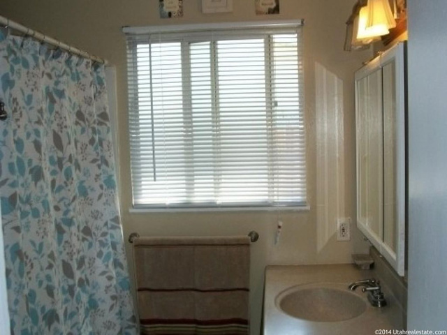 189 W 1125 N, Sunset, UT 84015 — photo 6