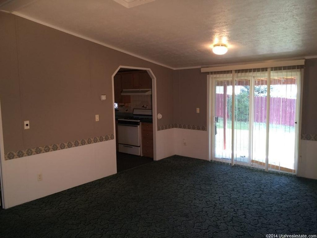 4977 S 2625 E, Vernal, UT 84078 — photo 2