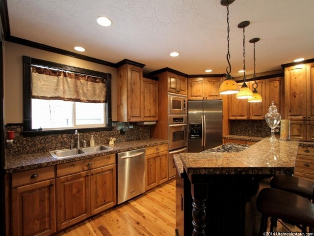 680 N 900 E, Bountiful, UT 84010 — photo 6
