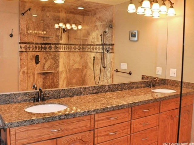 2077 S 850 E, Bountiful, UT 84010 — photo 12